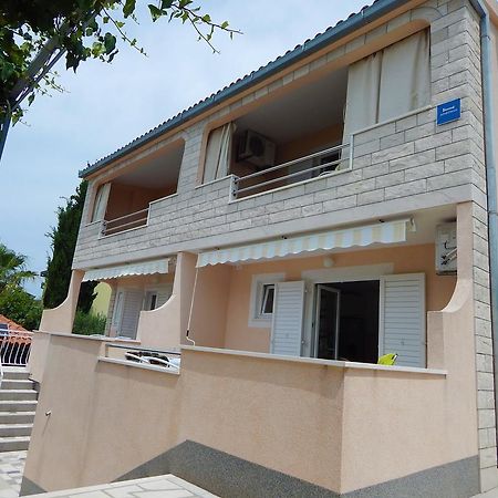 Apartments Nedjeljka Ražanj 外观 照片