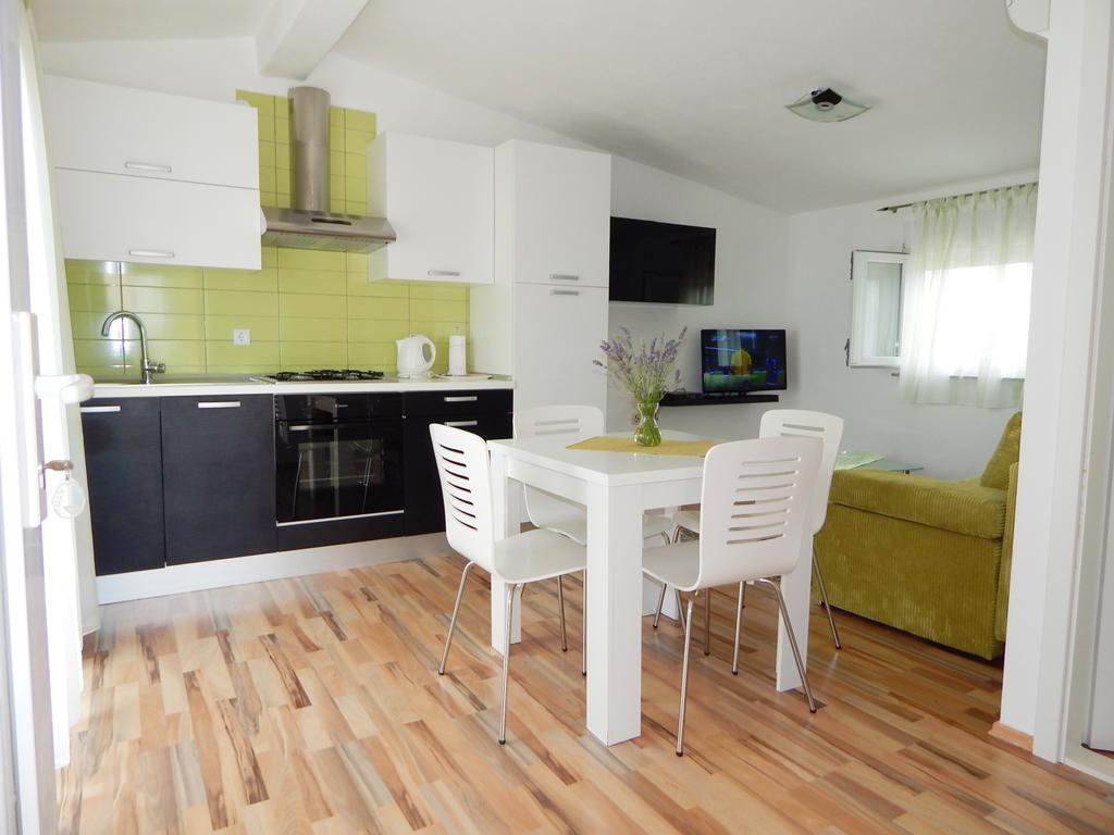 Apartments Nedjeljka Ražanj 外观 照片
